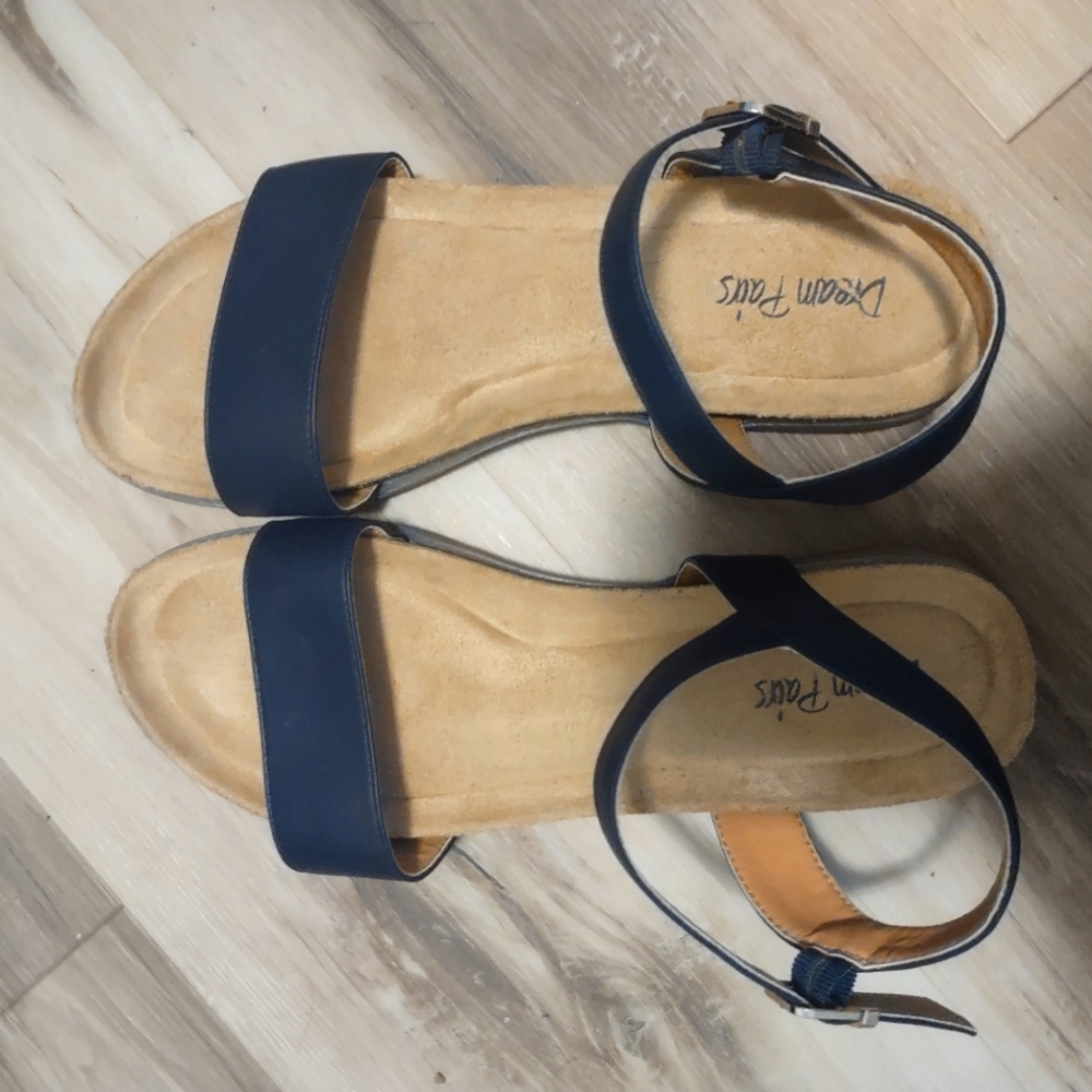 Dream Pairs Navy Sandals Size 9